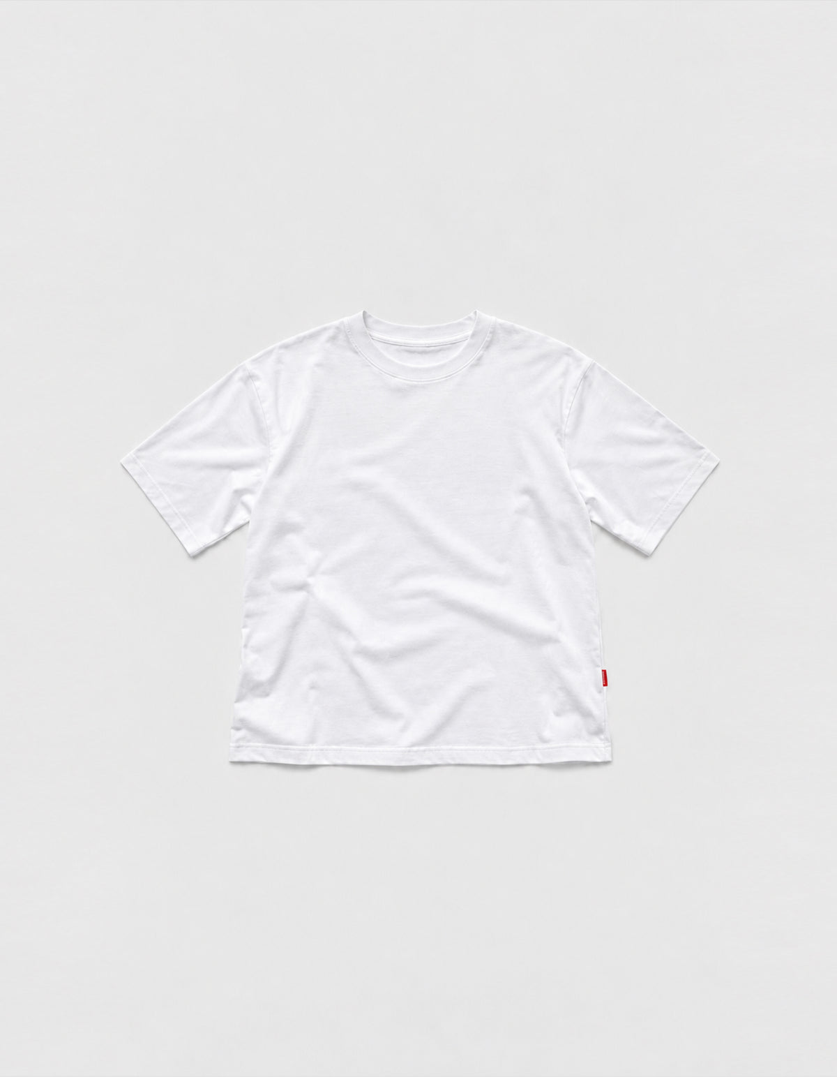 Cropped cupro tennis shirt with dropped shoulders