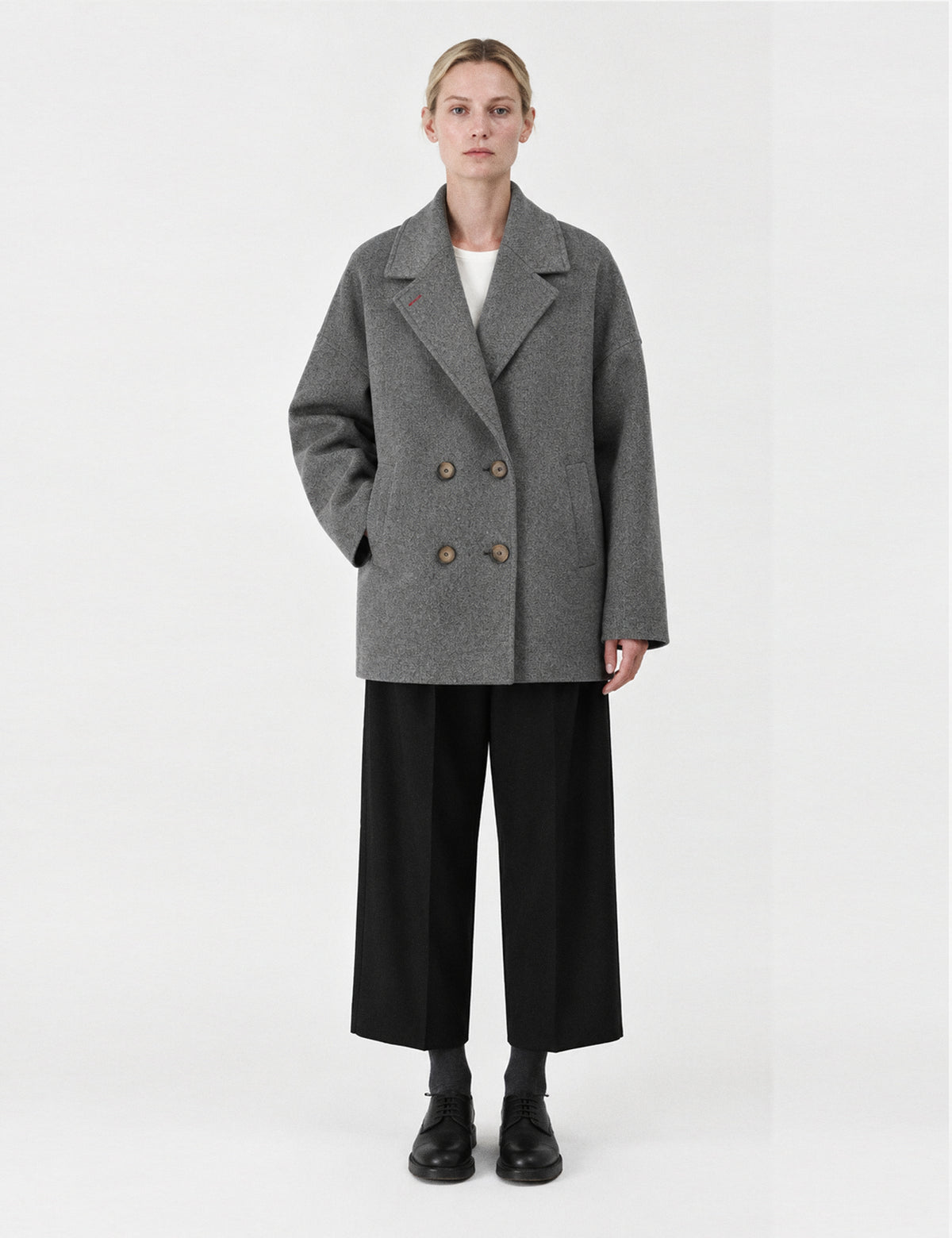 Dropped-shoulder coat in black