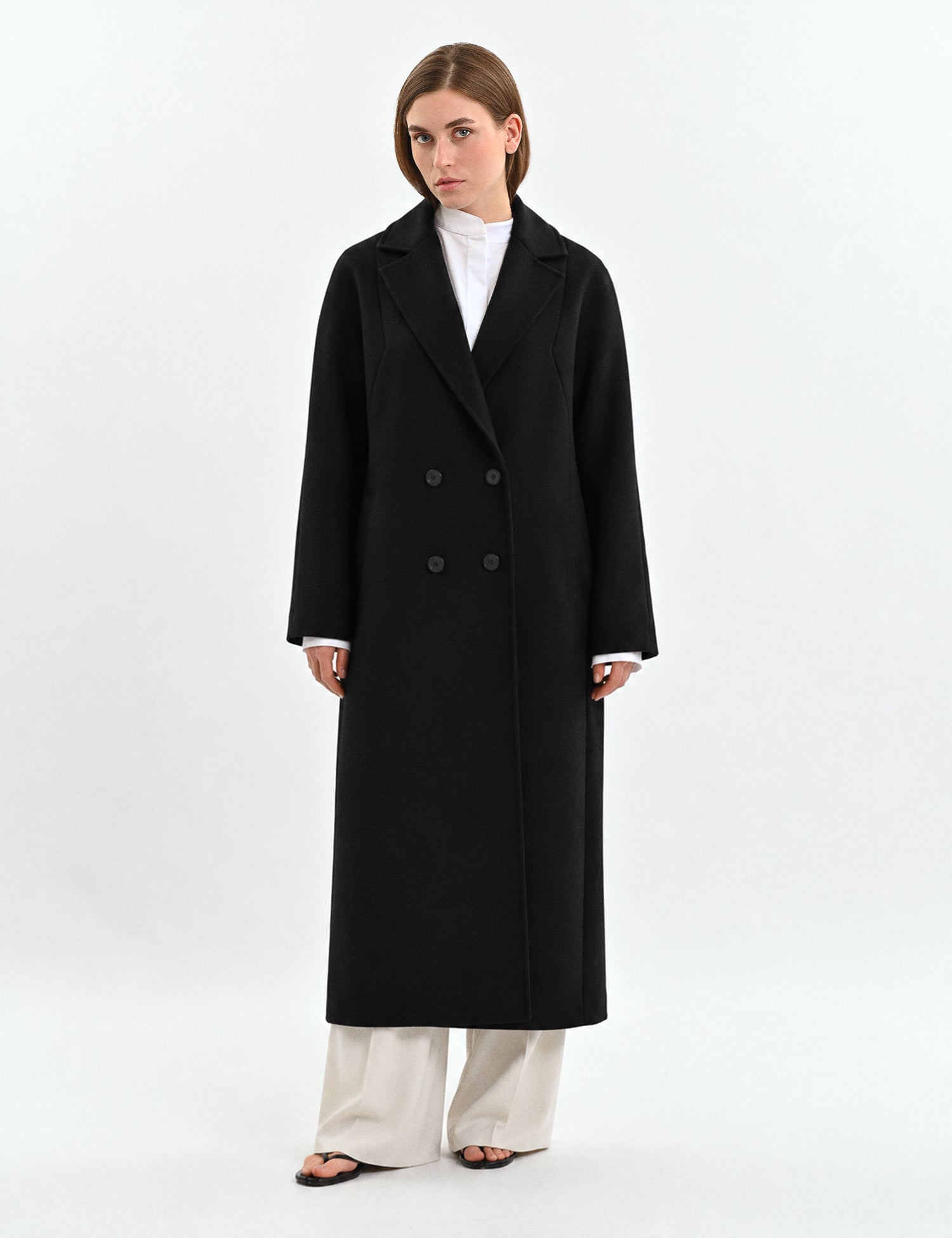 Dropped-shoulder coat in black