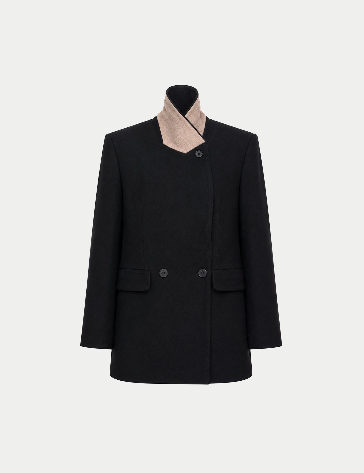 Double-breasted fitted coat with accentuated shoulders in black