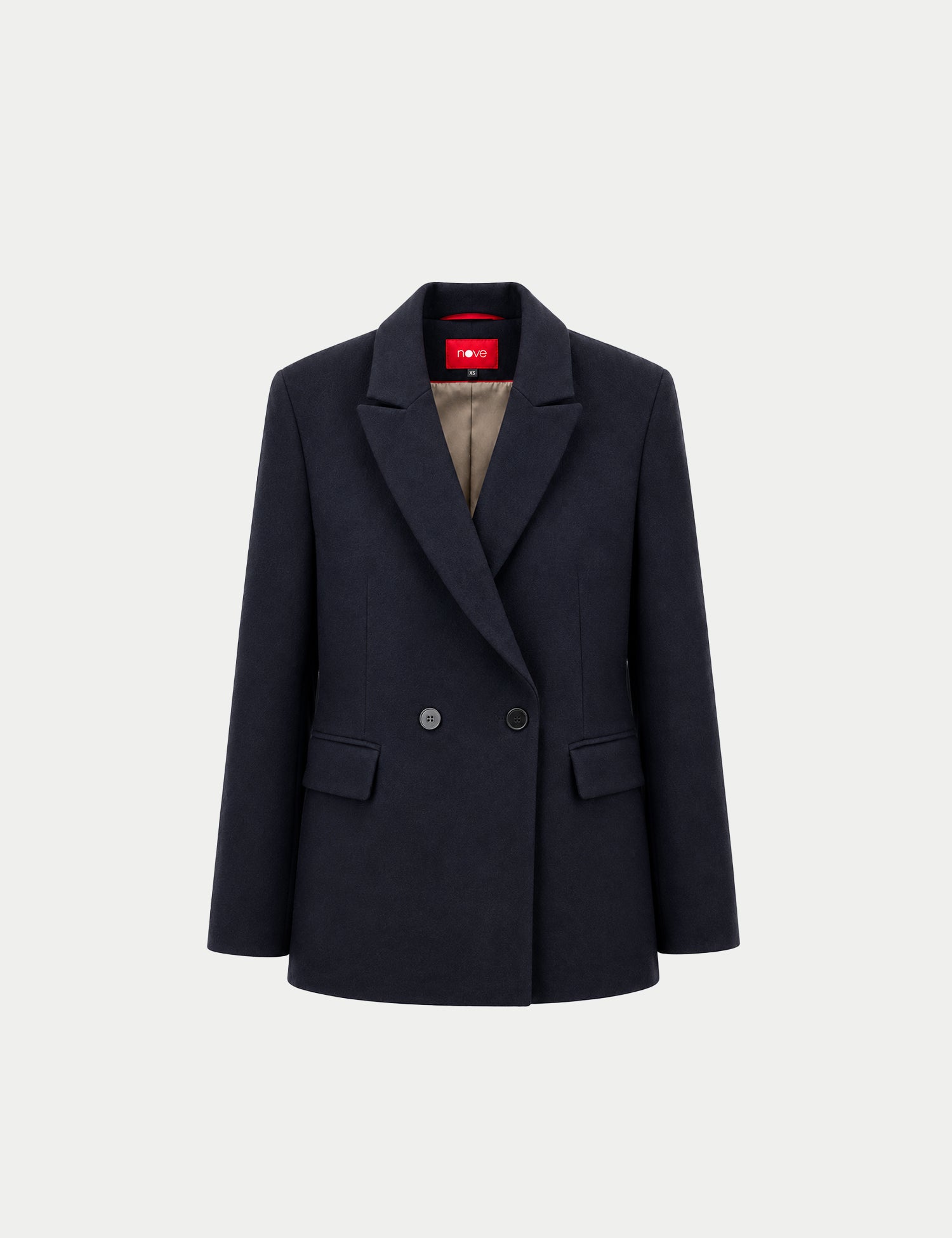 Double-breasted fitted coat with accentuated shoulders in black