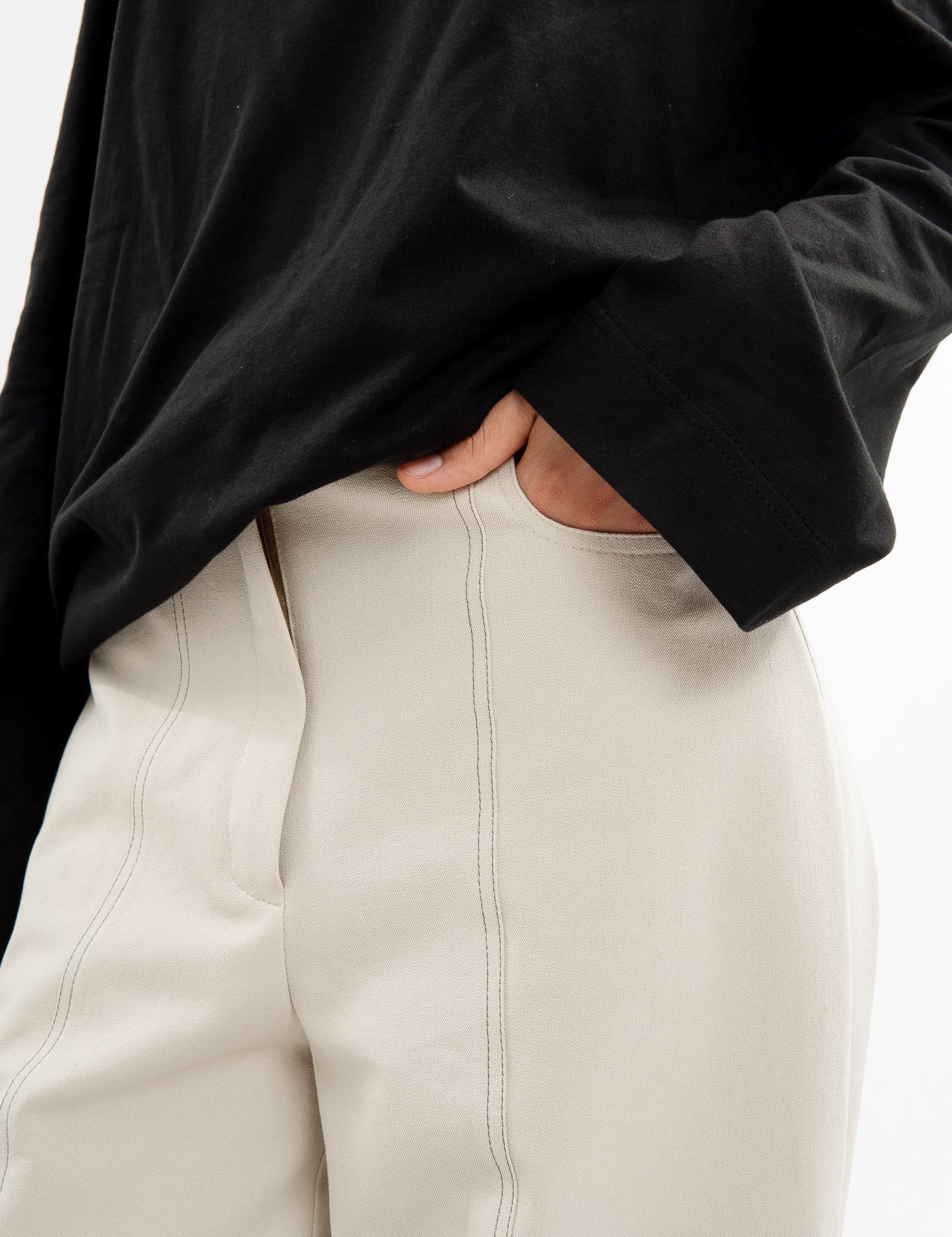 Cropped cupro tennis shirt with dropped shoulders