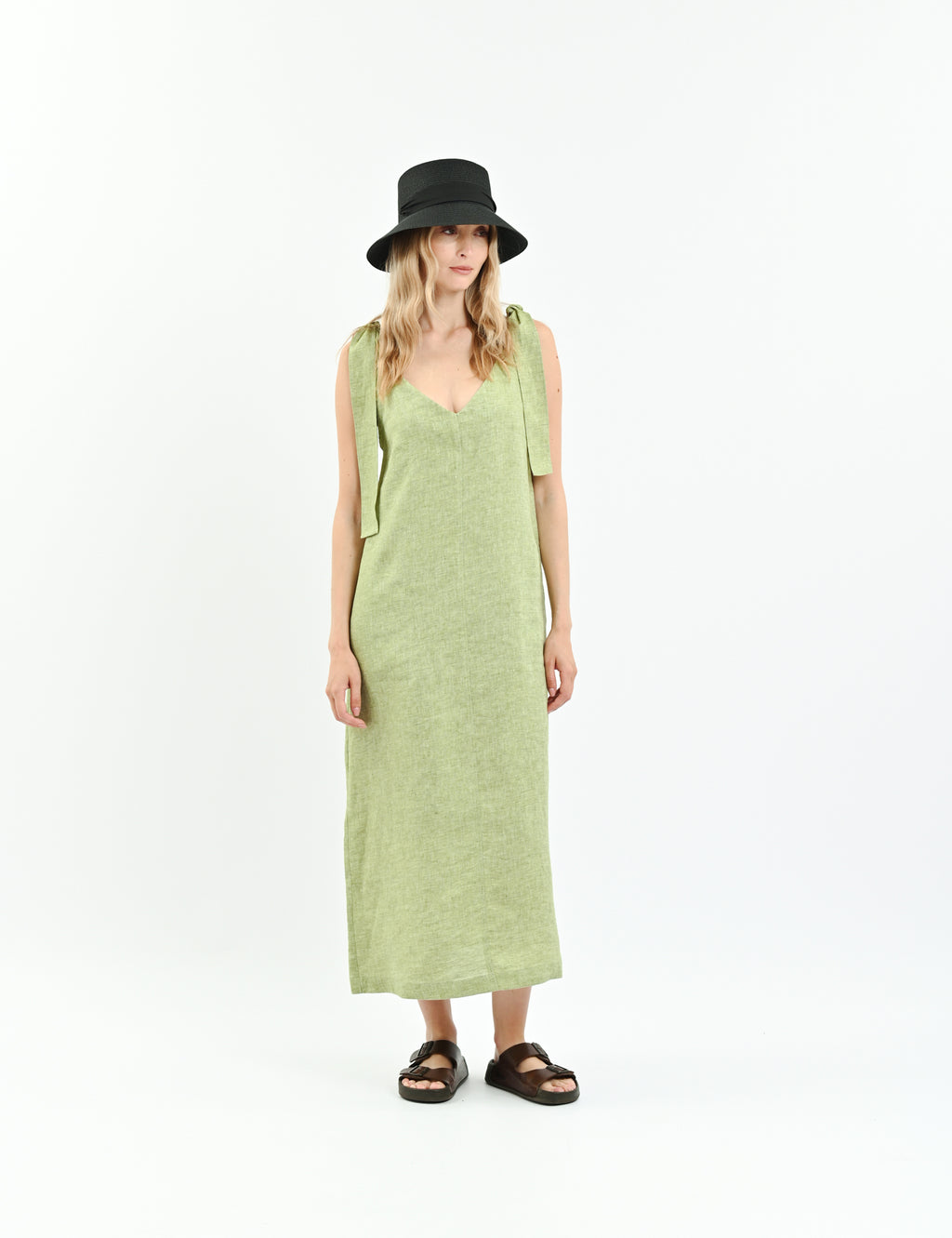 Cropped cupro tennis shirt with dropped shoulders