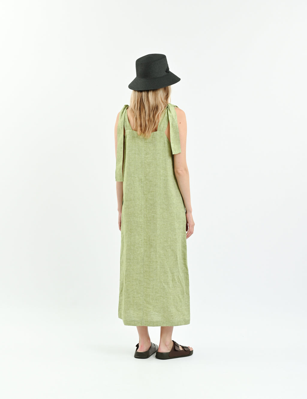 Cropped cupro tennis shirt with dropped shoulders