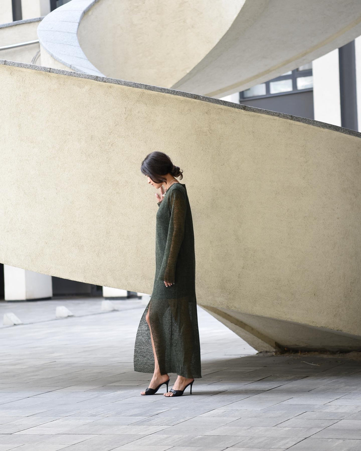 Sheer wool long-sleeve top with extra-long sleeves in green