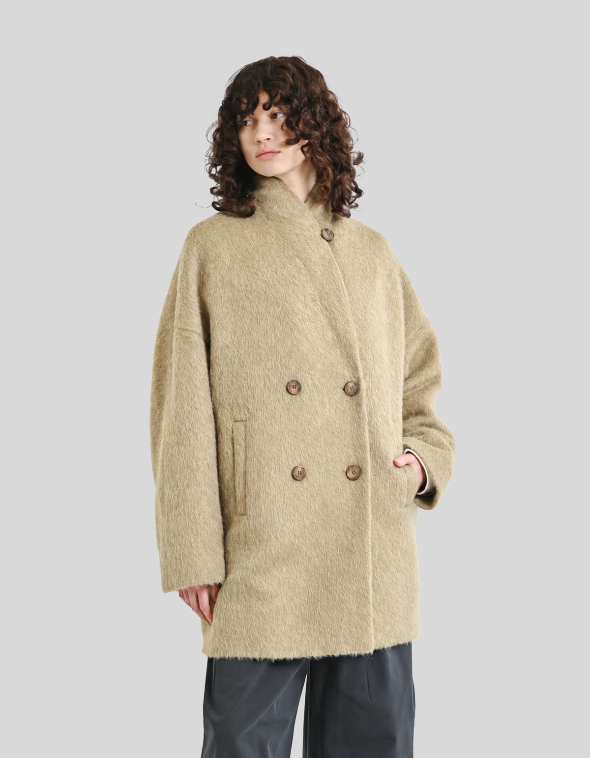 Short alpaca-blend coat with a shawl collar