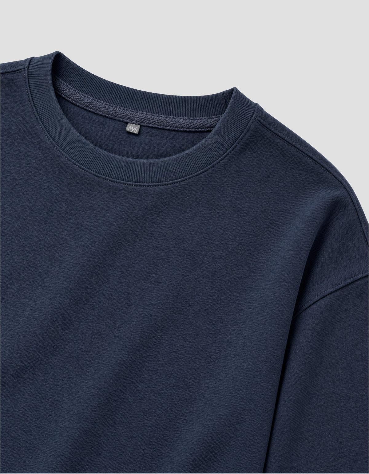Cropped cupro tennis shirt with dropped shoulders