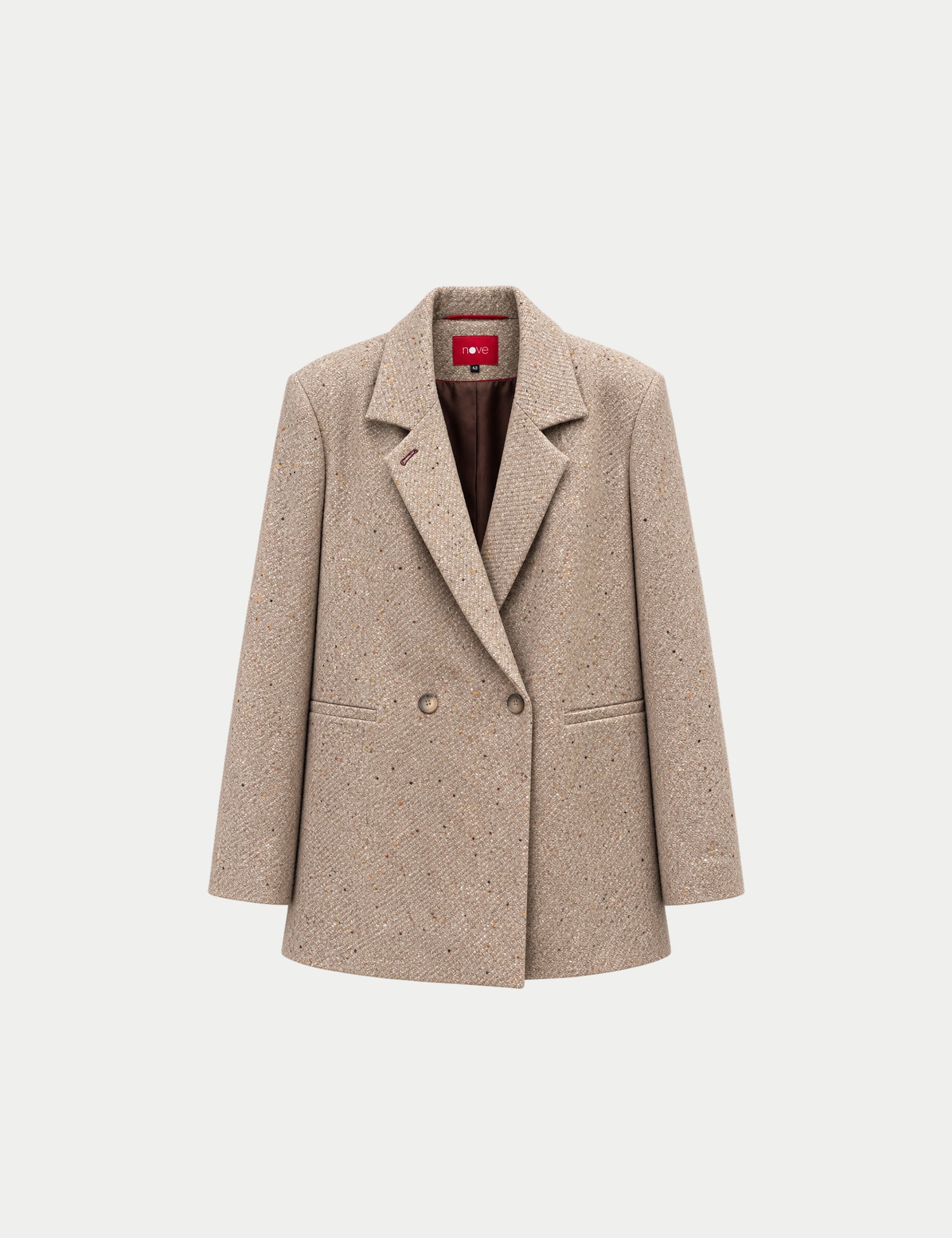 Double-breasted fitted coat with accentuated shoulders in black